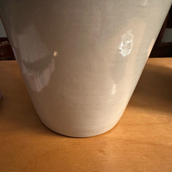 M.A. Hadley Horse planter - Picture 2 of 4